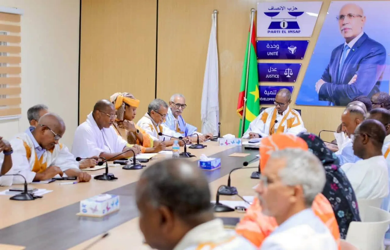 جانب من اجتماع اللجنة الدائمة للحزب الحاكم في موريتانيا أمس الثلاثاء (حزب الإنصاف)