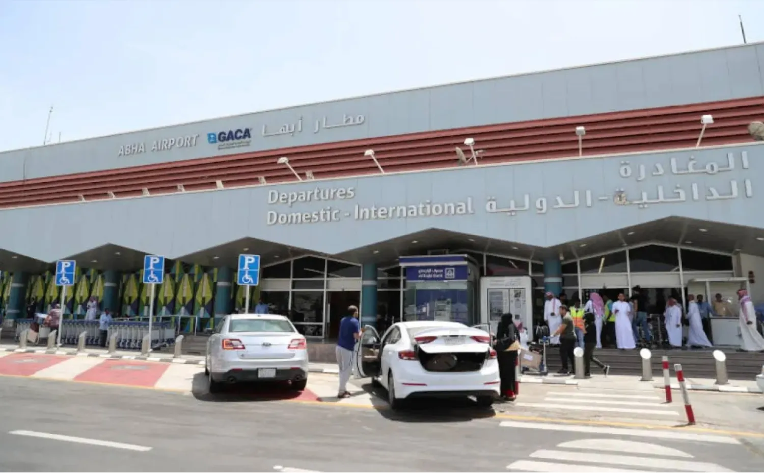 مطار أبها الدولي (تصوير: صالح الغنام)