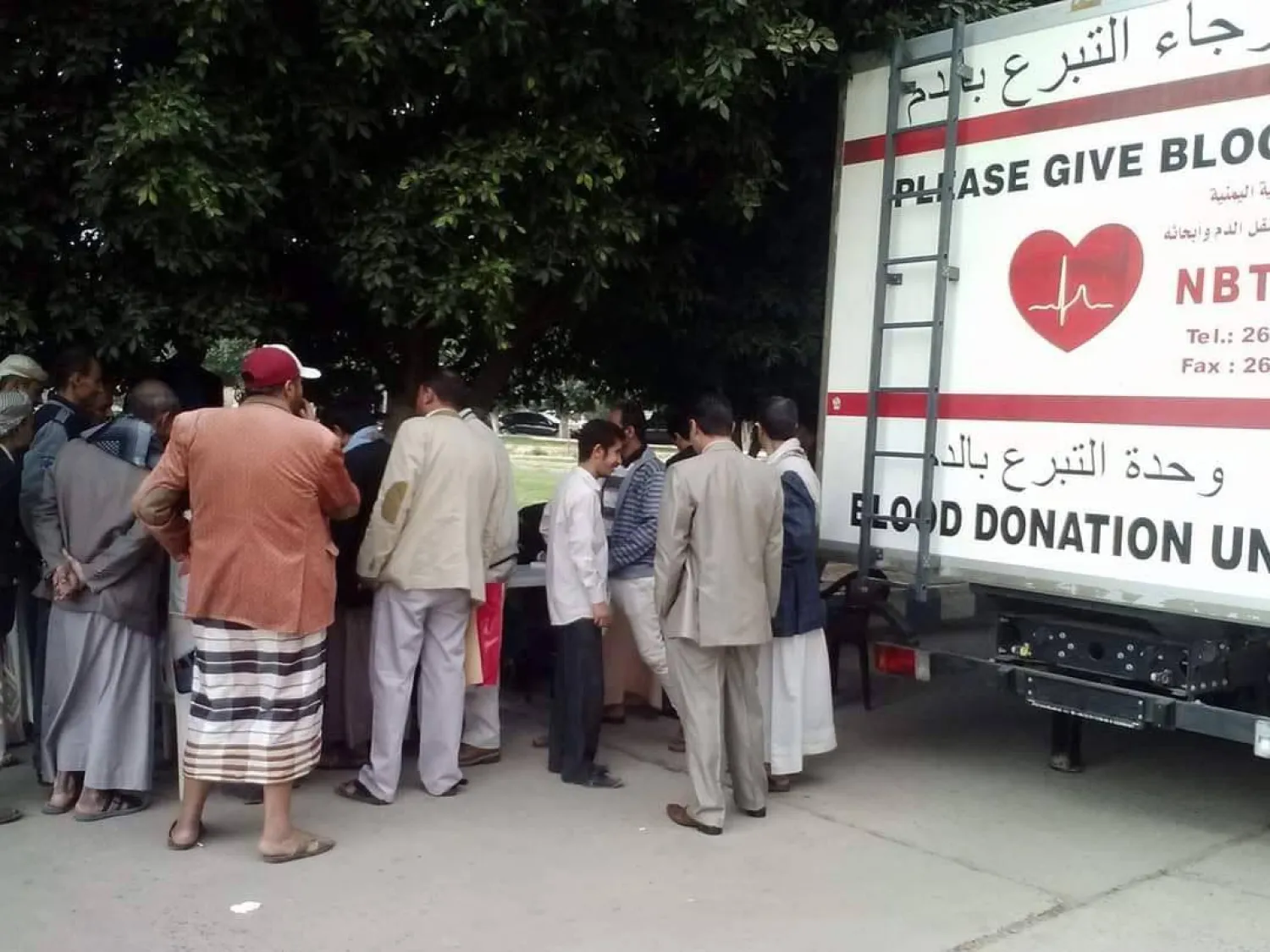 Houthis mobilize blood donations for hospitals packed with their wounded fighters (X)