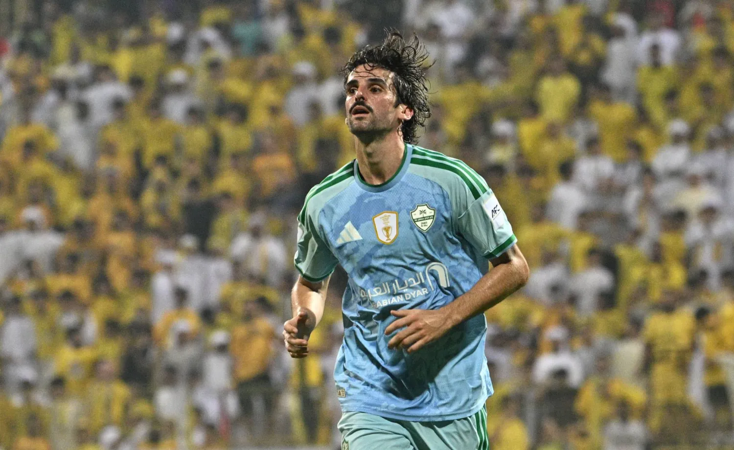 البرتغالي فرانشيسكو ترينكاو قدم نفسه بصورة مثالية في مواجهة الوصل (تصوير: علي خمج) 