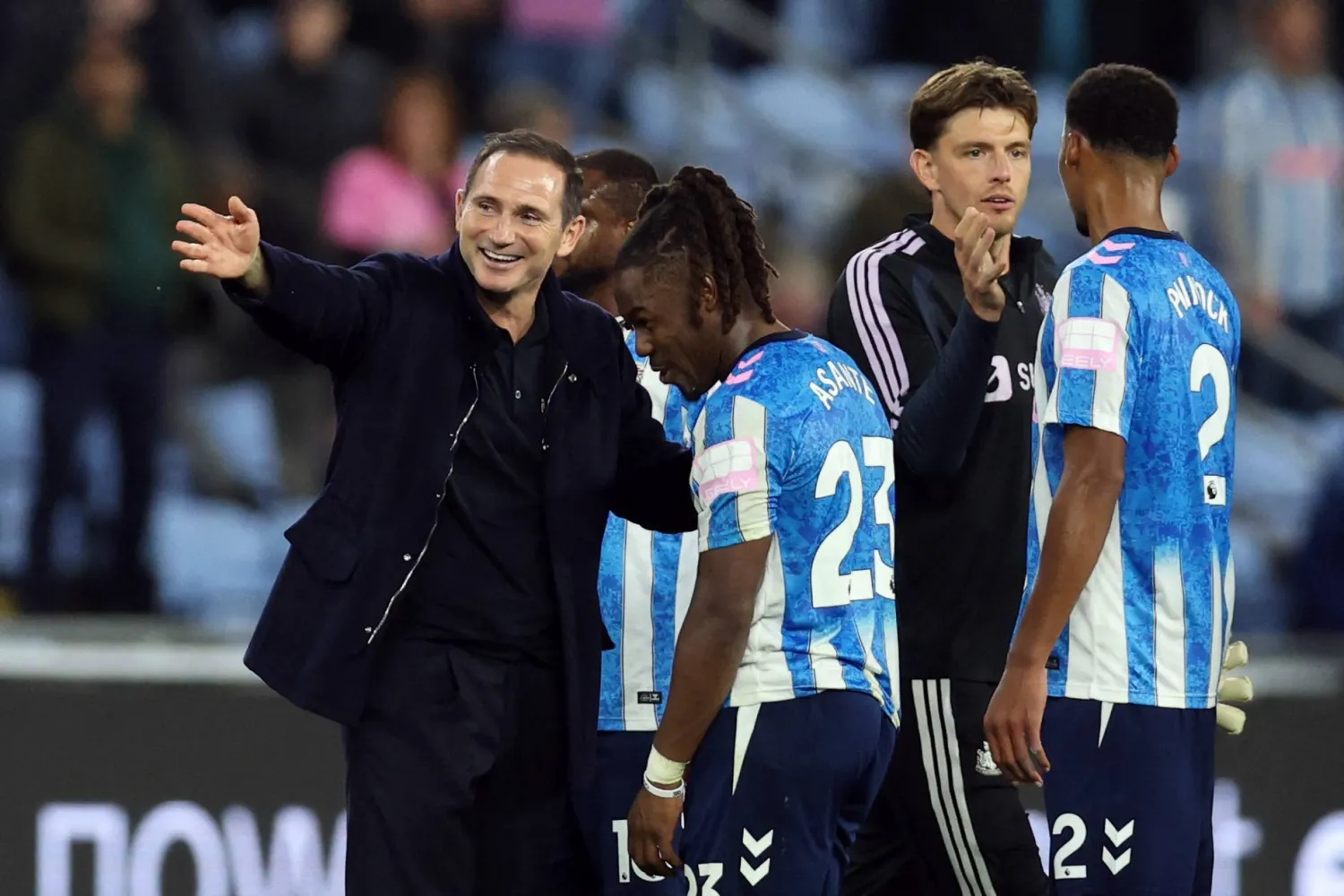 October 12, 2026 Coventry City manager Frank Lampard celebrates with Brandon Thomas-Asante after the match. (Reuters)