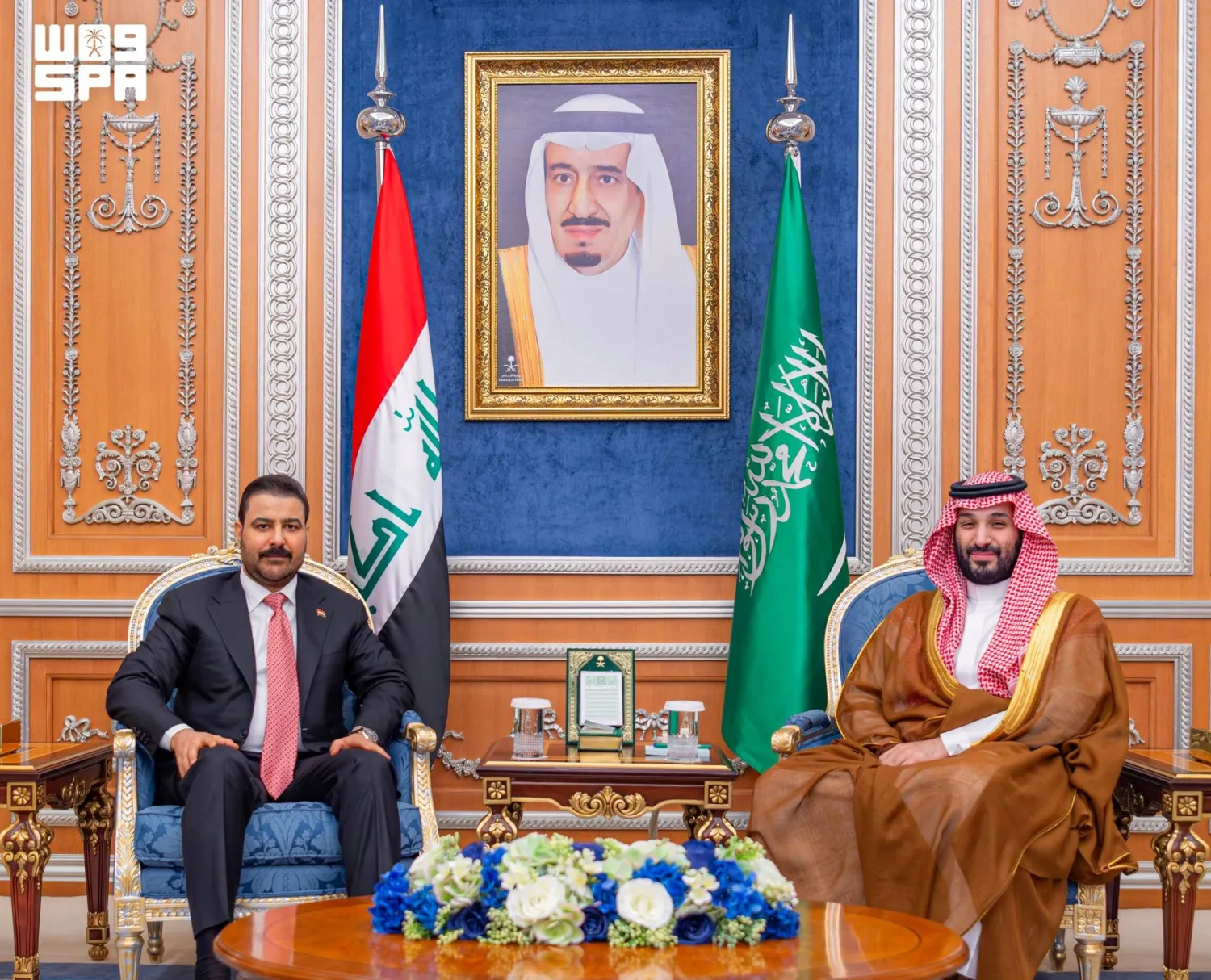 ولي العهد السعودي الأمير محمد بن سلمان لدى لقائه رئيس الوزراء العراقي علي الزيدي في الرياض الأربعاء (واس)