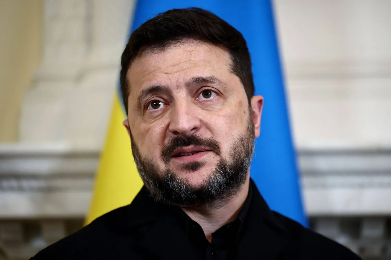 الرئيس الأوكراني فولوديمير زيلينسكي يلتقي رئيس الوزراء البريطاني آندي بيرنهام في مقر الحكومة بـ«10 داونينغ ستريت» في لندن يوم 14 أكتوبر 2026 (د.ب.أ)