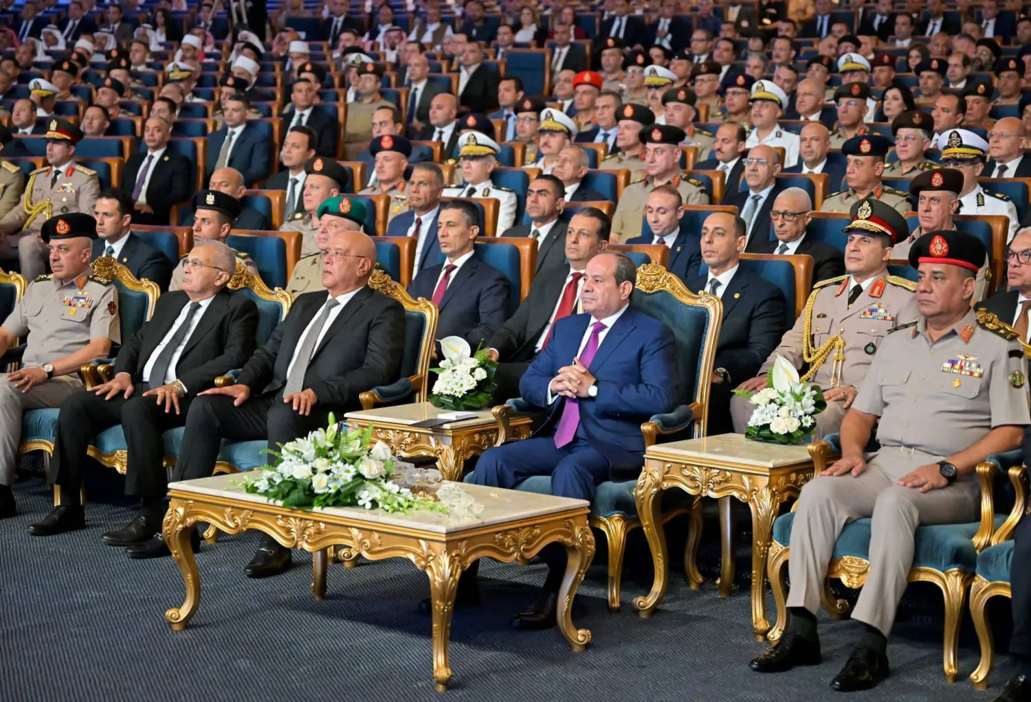 السيسي أكد أن لمصر دستوراً تمت الموافقة عليه ولن يمسه أحد (الرئاسة المصرية)