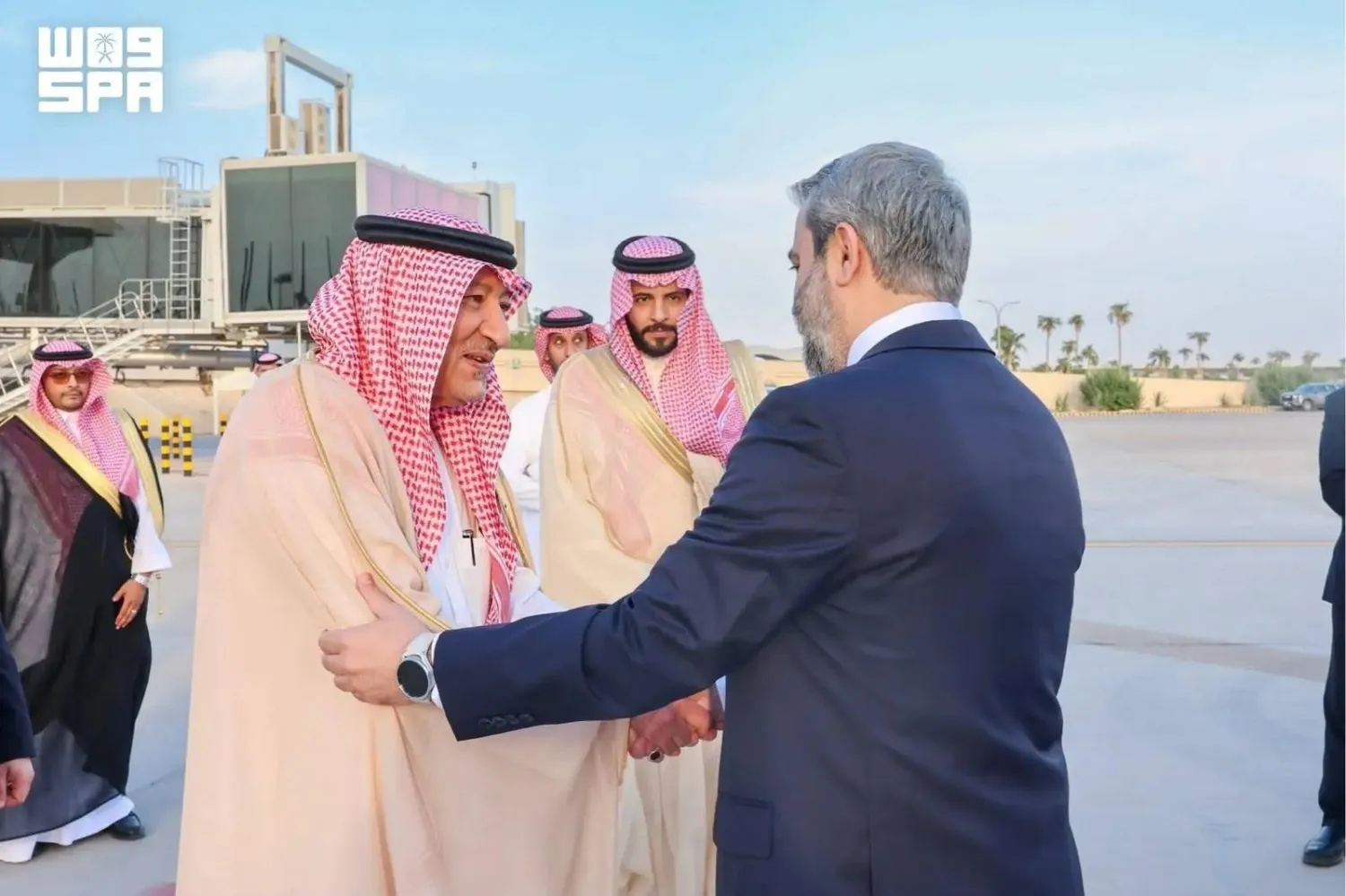 Vice Minister of Foreign Affairs Waleed Elkhereiji welcomes Syrian Minister of Foreign Affairs Asaad Al-Shaibani upon his arrival in the Kingdom. (SPA)