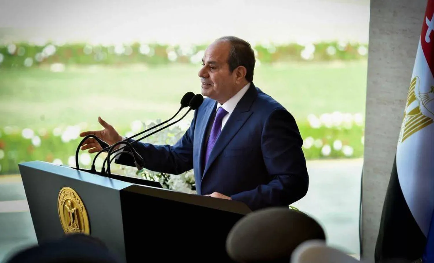 السيسي متحدثاً خلال حفل تخرج بالأكاديمية العسكرية المصرية السبت (الرئاسة المصرية)