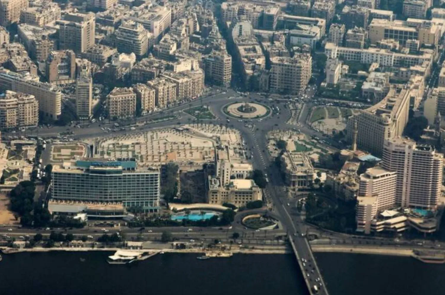 صور عامة للعاصمة القاهرة (أرشيفية - رويترز)