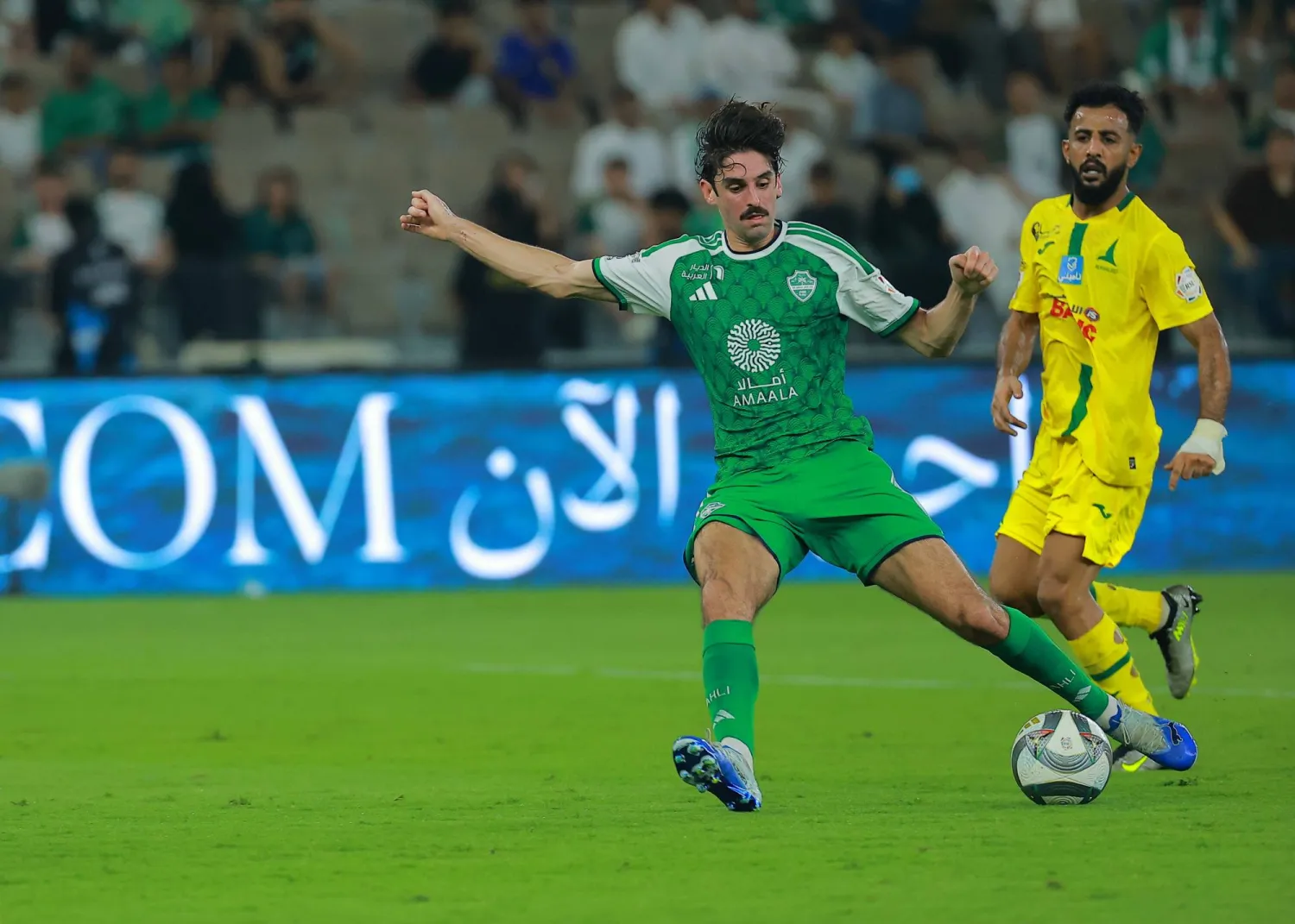 البرتغالي فرانشيسكو ترينكاو، لاعب الأهلي (تصوير: محمد المانع) 