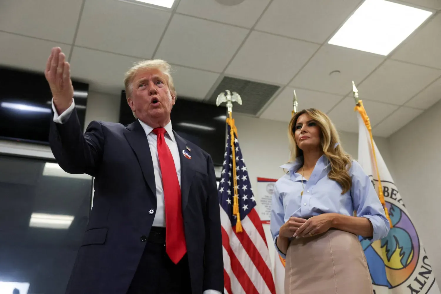 Trump, Florida’daki ara seçimlerde erken oy kullandı