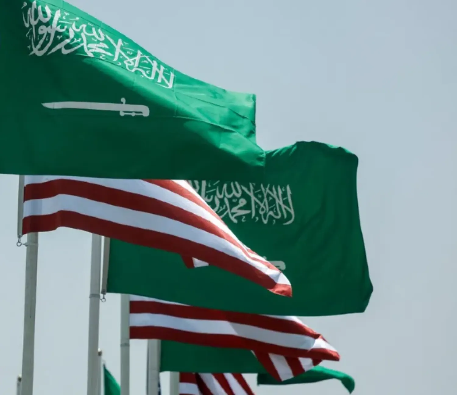 يتيح البرنامج للمسافرين المؤهلين إجراءات أمنية أكثر سرعة وسلاسة في المطارات الأميركية (رويترز)
