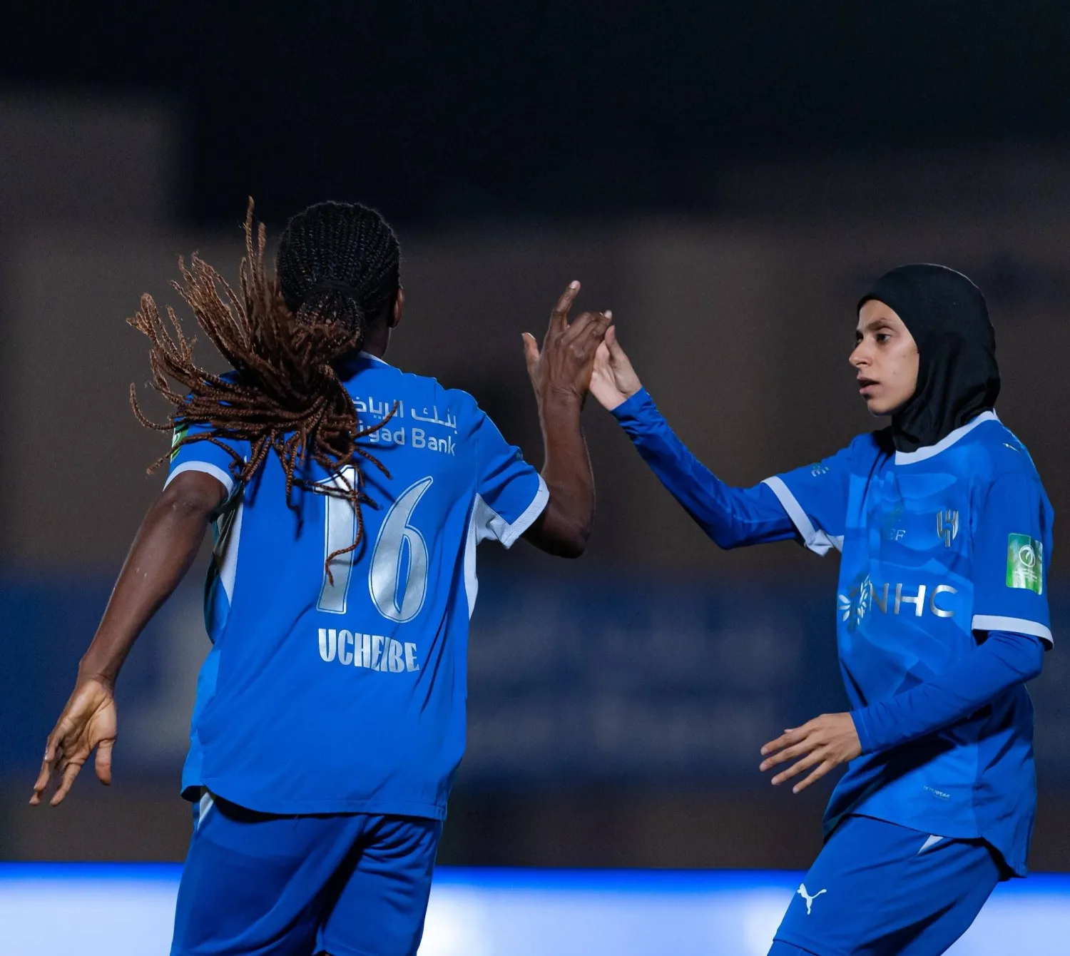 يملك الهلال فرصة مباشرة لتعطيل المتصدر وتقليص الفارق معه إلى 3 نقاط (نادي الهلال)