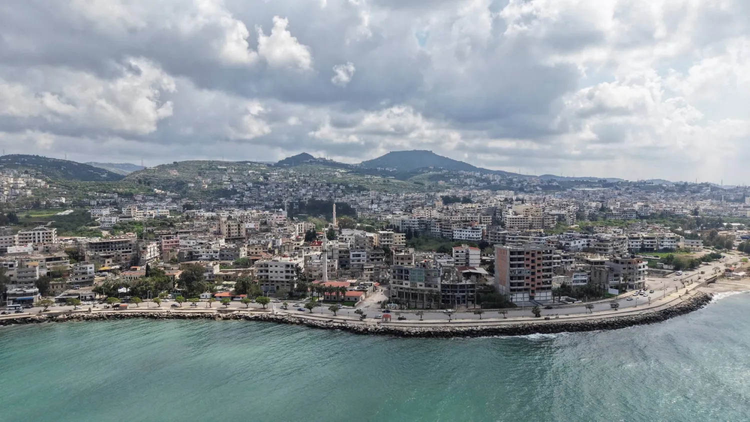 صورة جوية لمدينة بانياس الساحلية في سوريا 8 أبريل الماضي (رويترز)