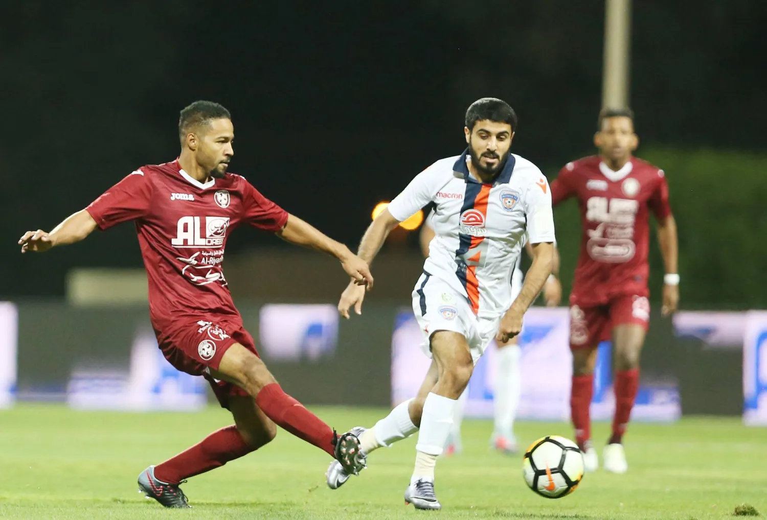 ديربيات مثيرة جمعت الناديين عبر التاريخ (تصوير: سعد العنزي)