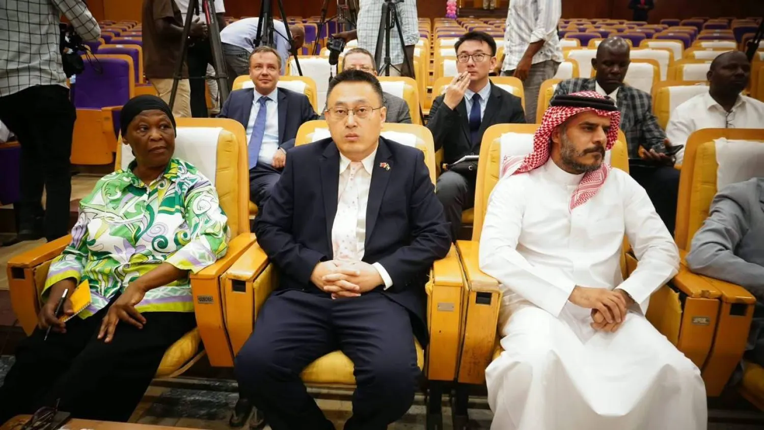 من اللقاء في «الخارجية» السودانية مع سفراء دول عربية وأفريقية في الخرطوم (وكالة السودان للأنباء)