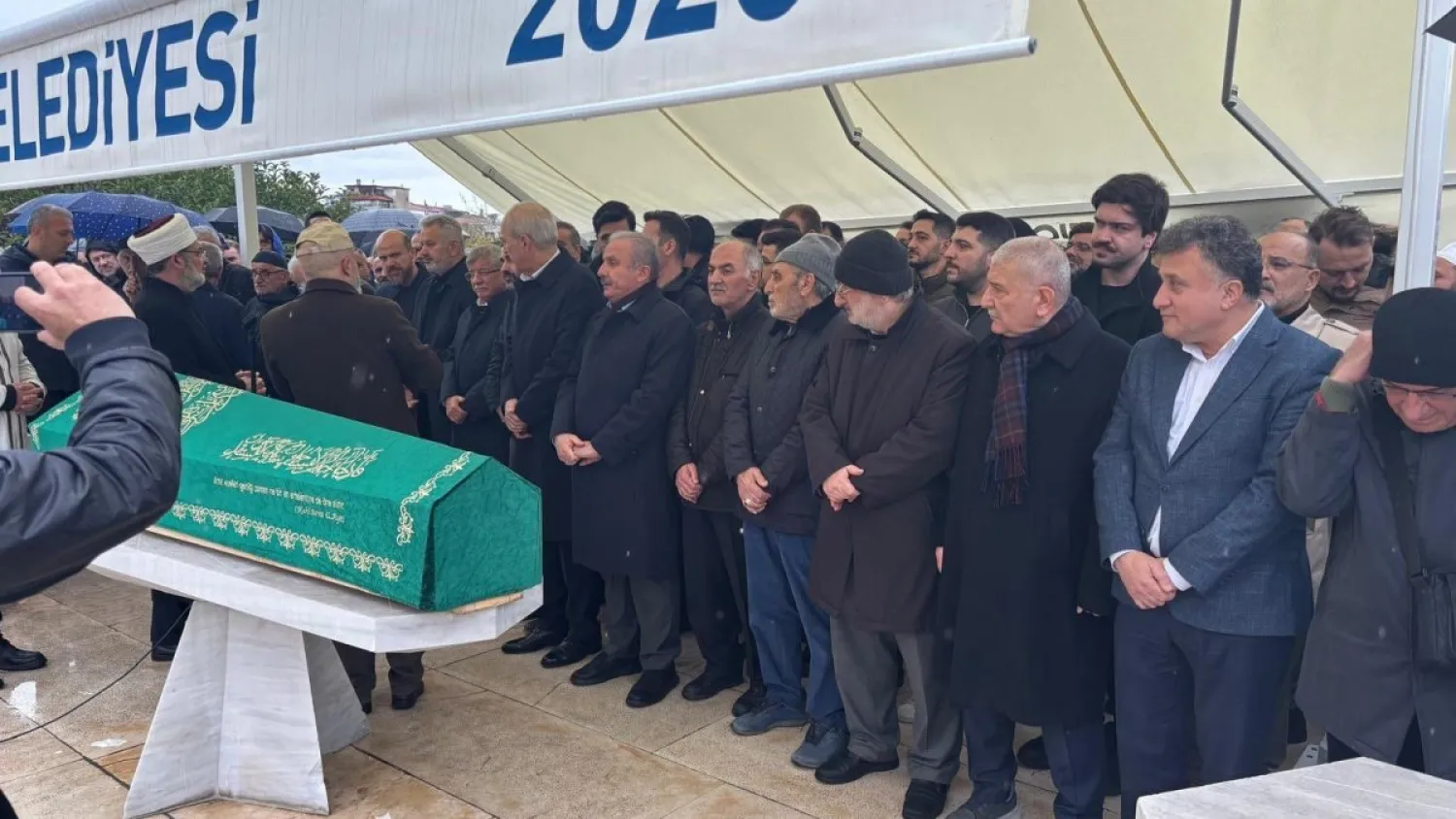 Yazar Cevat Özkaya son yolculuğuna uğurlandı