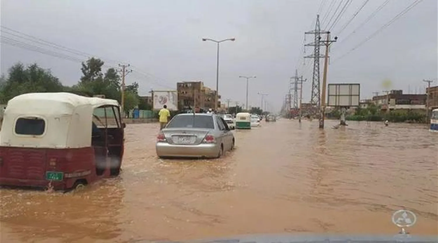 77 قتيلا و227 جريحا وانهيار 15 ألف منزل بسبب الأمطار في السودان
