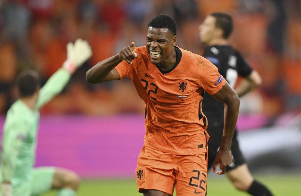 Depay, Dumfries Score, Netherlands Tops Austria at Euro 2020