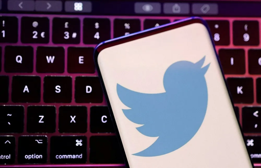 Twitter Work Stop Musk Ends Remote Work at Twitter, Warns of Troubles Ahead