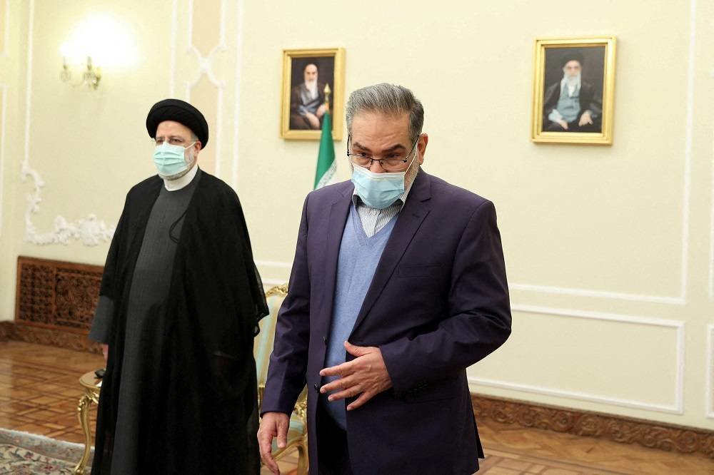 Iran's Shamkhani Steps Down as Top Security Official - Vimarsana News
