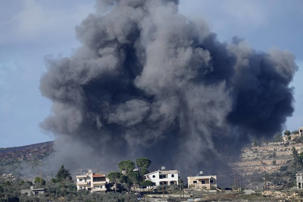 Israeli Strike Kills 2 Reporters, Third Person in South Lebanon, Say State Media, PM - Vimarsana News