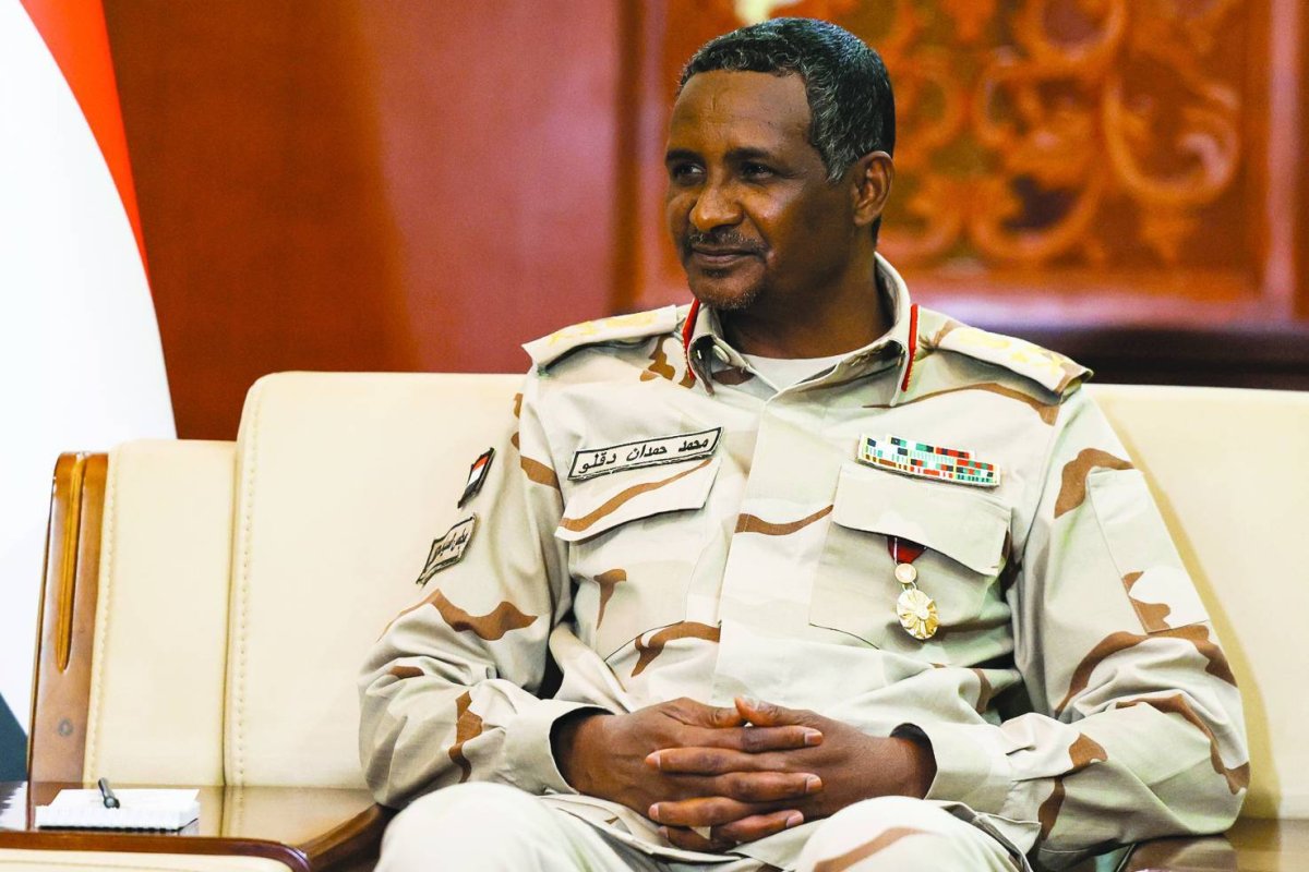 «حميدتي» يقدم لغوتيريش رؤيته لإنهاء حرب السودان «حميدتي» يقدم لغوتيريش رؤيته لإنهاء حرب السودان