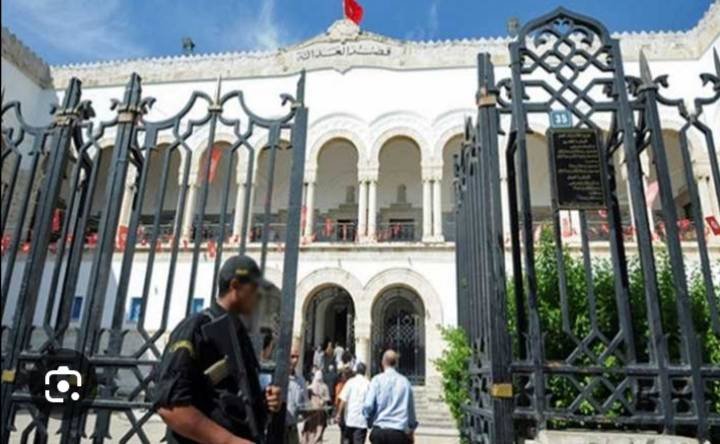 تونس: إيقافات وتحقيقات جديدة بتهم الإرهاب والفساد تونس: إيقافات وتحقيقات جديدة بتهم الإرهاب والفساد