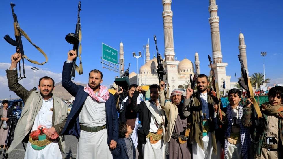 US, UK Strike Dozens of Houthi Targets in Yemen - Vimarsana News