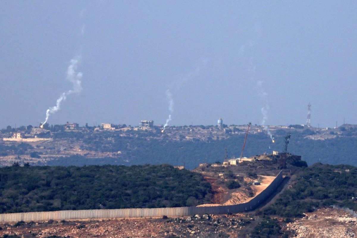 Israel Strikes Lebanon's East, Killing One - Vimarsana News
