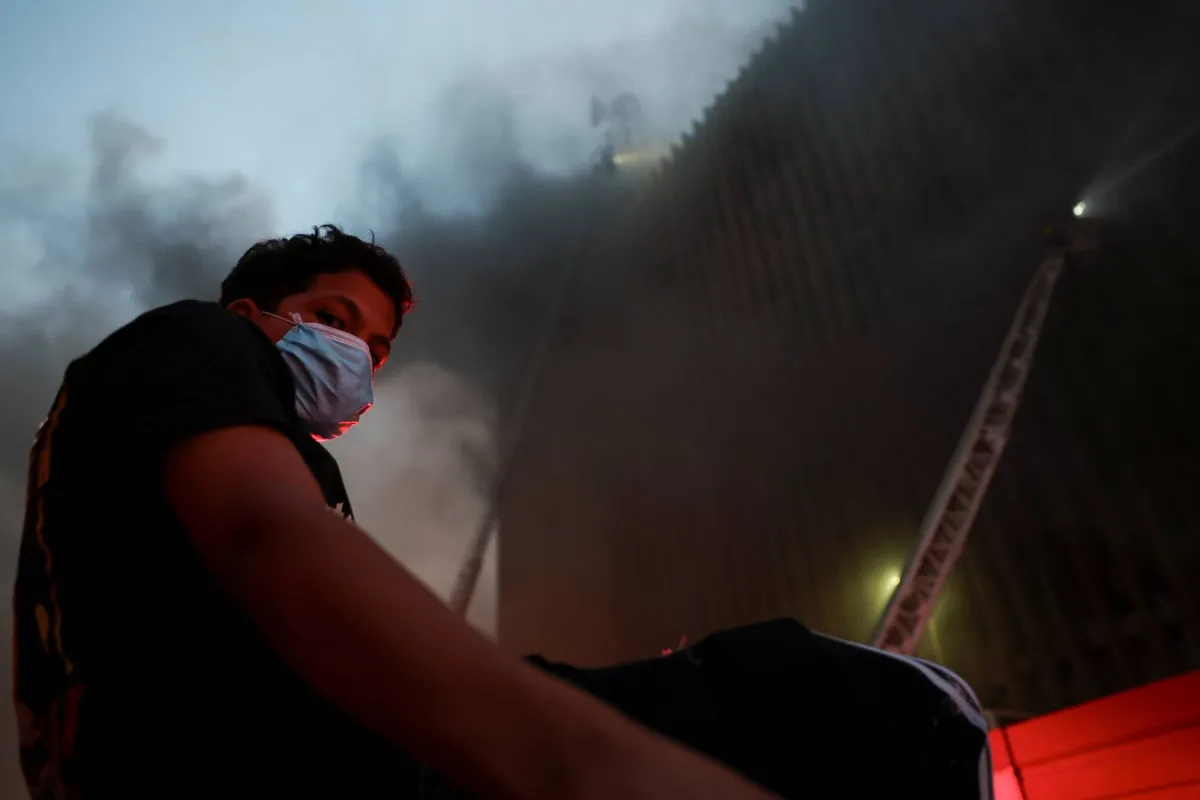 Blaze at Cairo Telecom Building Kills 4 and Disrupts Internet, Phone