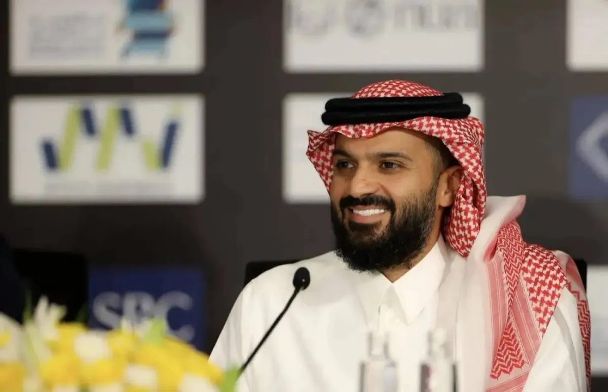 أنمار الحائلي ينسحب من سباق الترشح لرئاسة نادي الاتحاد