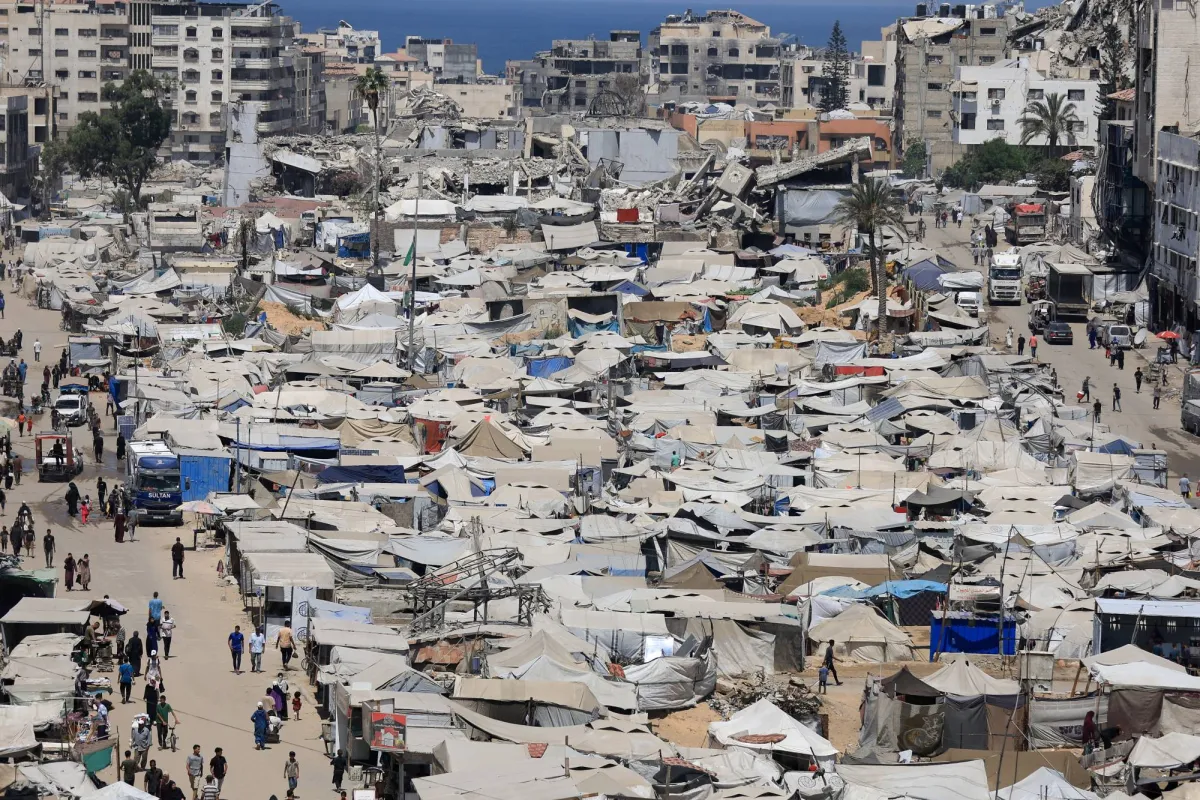 عاجل | مصادر فلسطينية ل«الشرق الأوسط»: مقترح يخضع للنقاش داخل غزة وخارجها منذ أيام قد يربط مصير المحتجزين بمصير الفلسطينيين وممتلكاتهم 