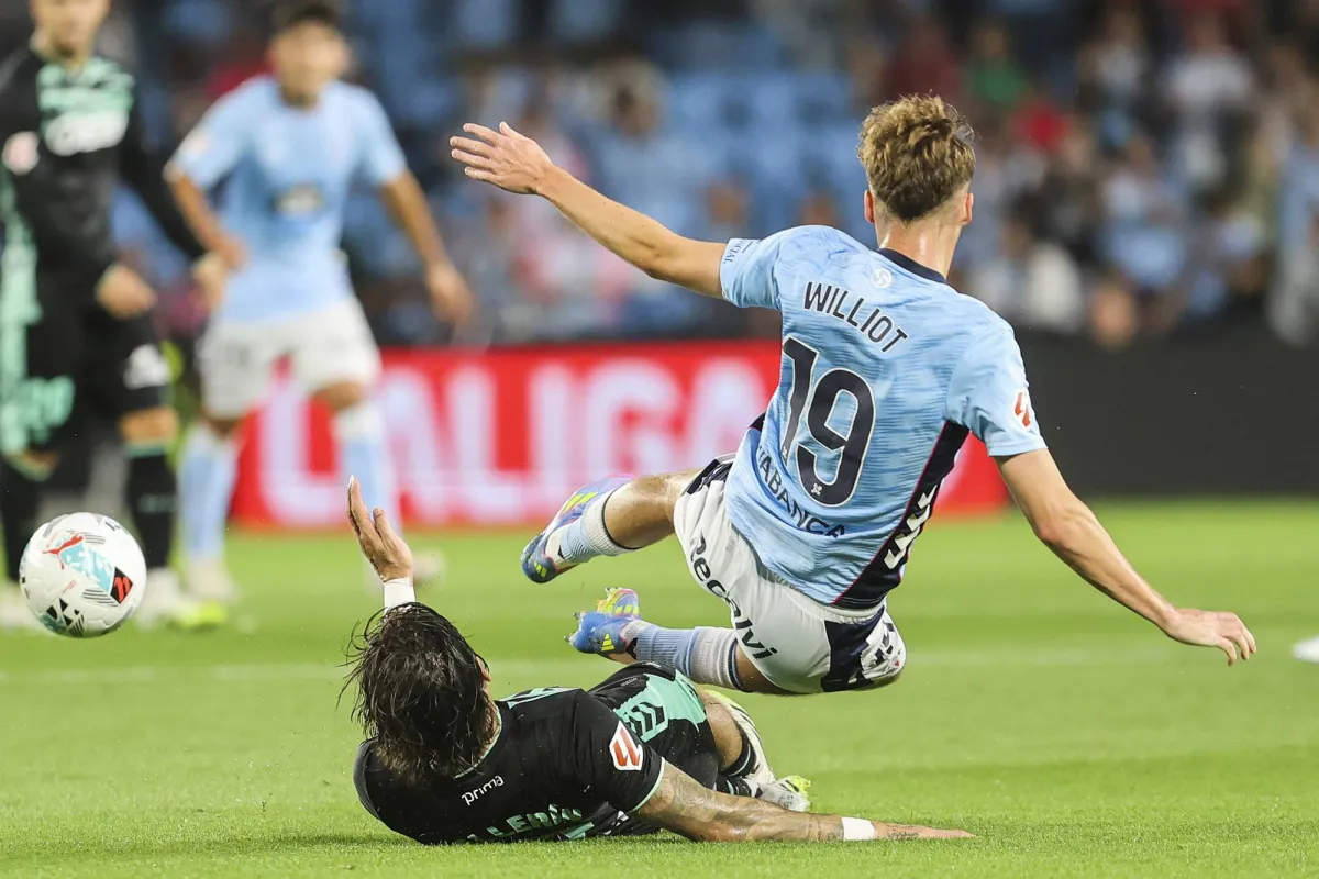 الدوري الإسباني: سلتا فيغو يتعادل مع بيتيس
