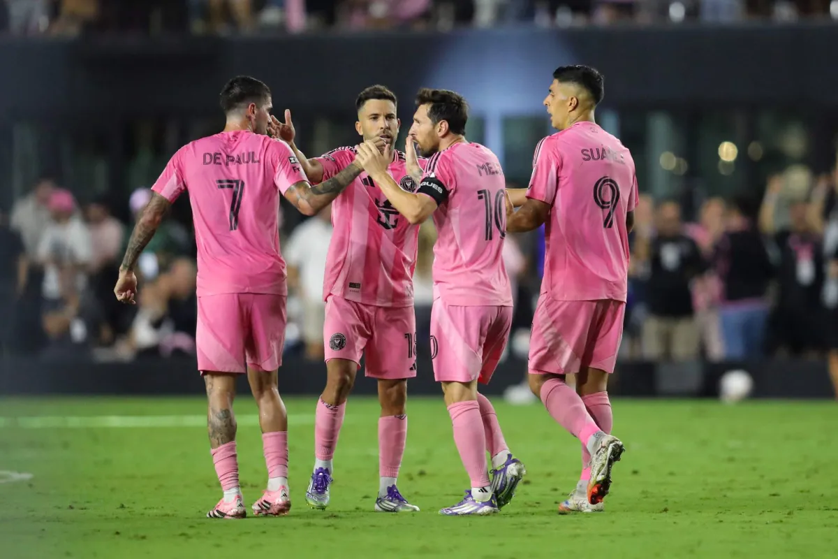 ميسي يتألق... ويقود ميامي إلى نهائي «كأس الرابطتين»