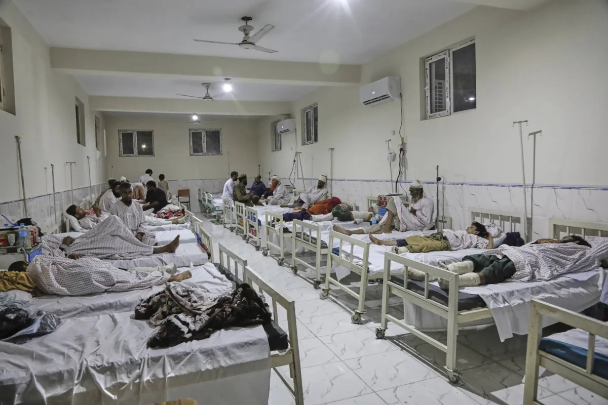 أكثر من 2200 قتيل جراء زلزال أفغانستان... والأعداد في ازدياد
الجرحى تجاوزوا 3500 والمنازل المدمرة بلغت نحو 7 آلاف