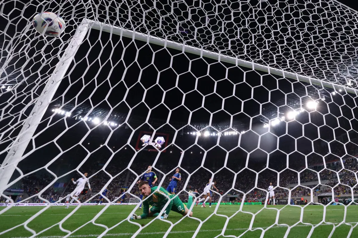 «تصفيات المونديال»: فرنسا تستهل مشوارها بثنائية في أوكرانيا