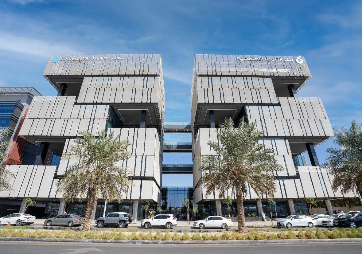«التنمية» السعودي يستهدف ضخ 8 مليارات دولار لتمكين الأفراد ودفع عجلة الاقتصاد
رئيسه التنفيذي لـ«الشرق الأوسط»: 56 % من المستفيدات من تمويل المنشآت الصغيرة مواطنات