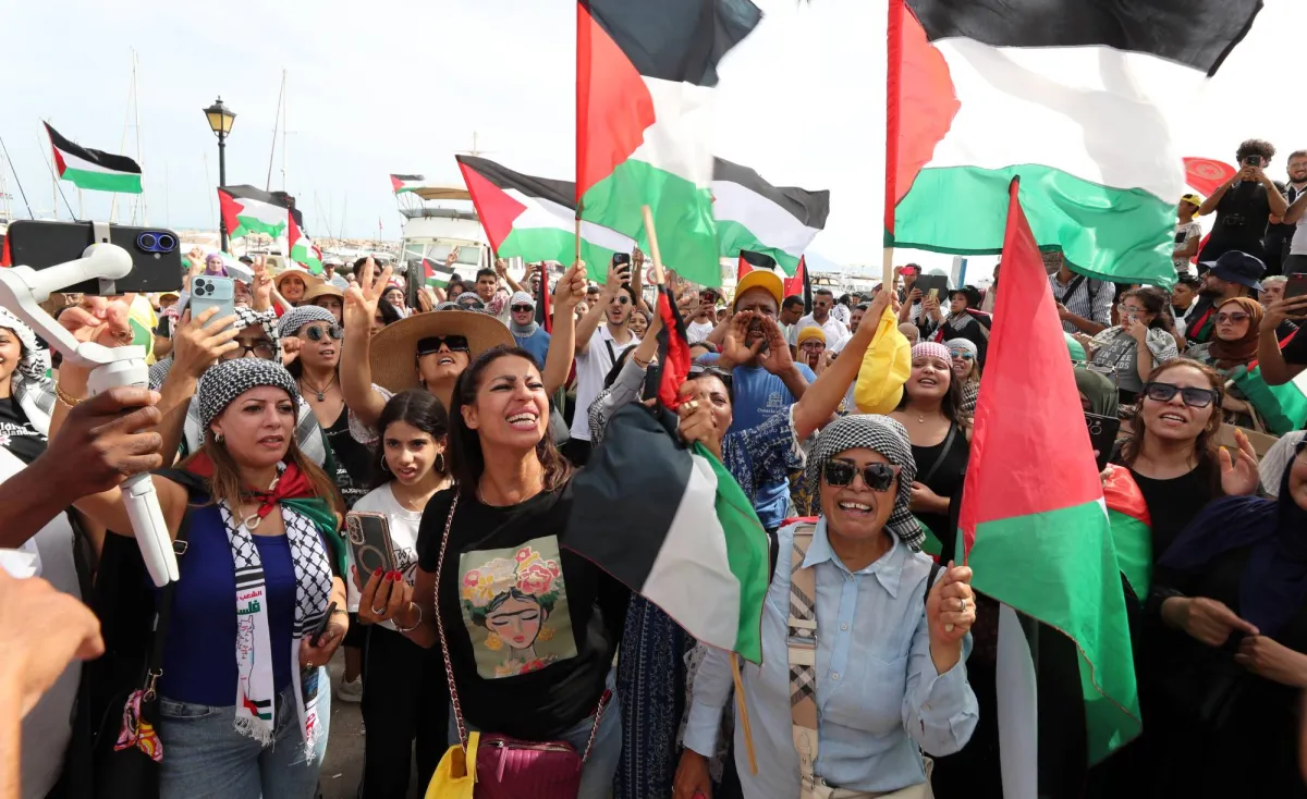 اعتصام أمام السفارة الأميركية في تونس دعماً لـ«أسطول الصمود العالمي»
استنكار لمشروع قانون بالكونغرس «لاستعادة الديمقراطية في تونس»