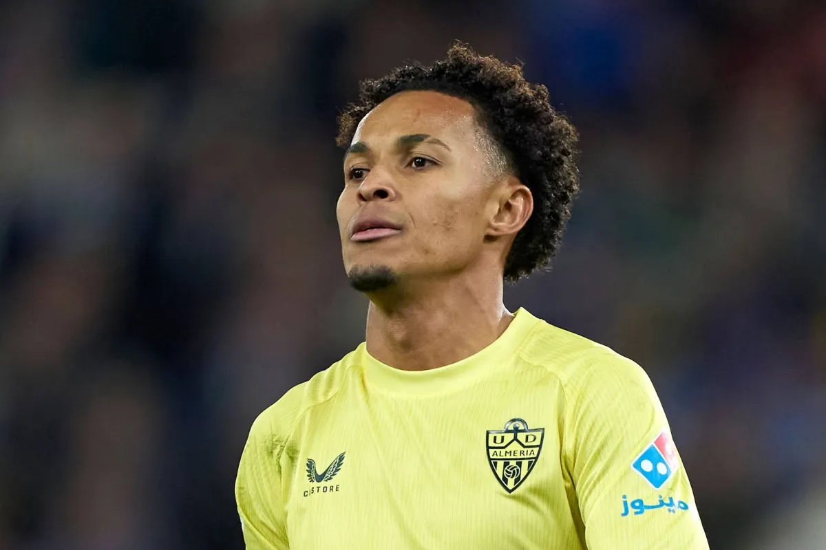 لازارو فينيسيوس... من ألميريا إلى النجمة