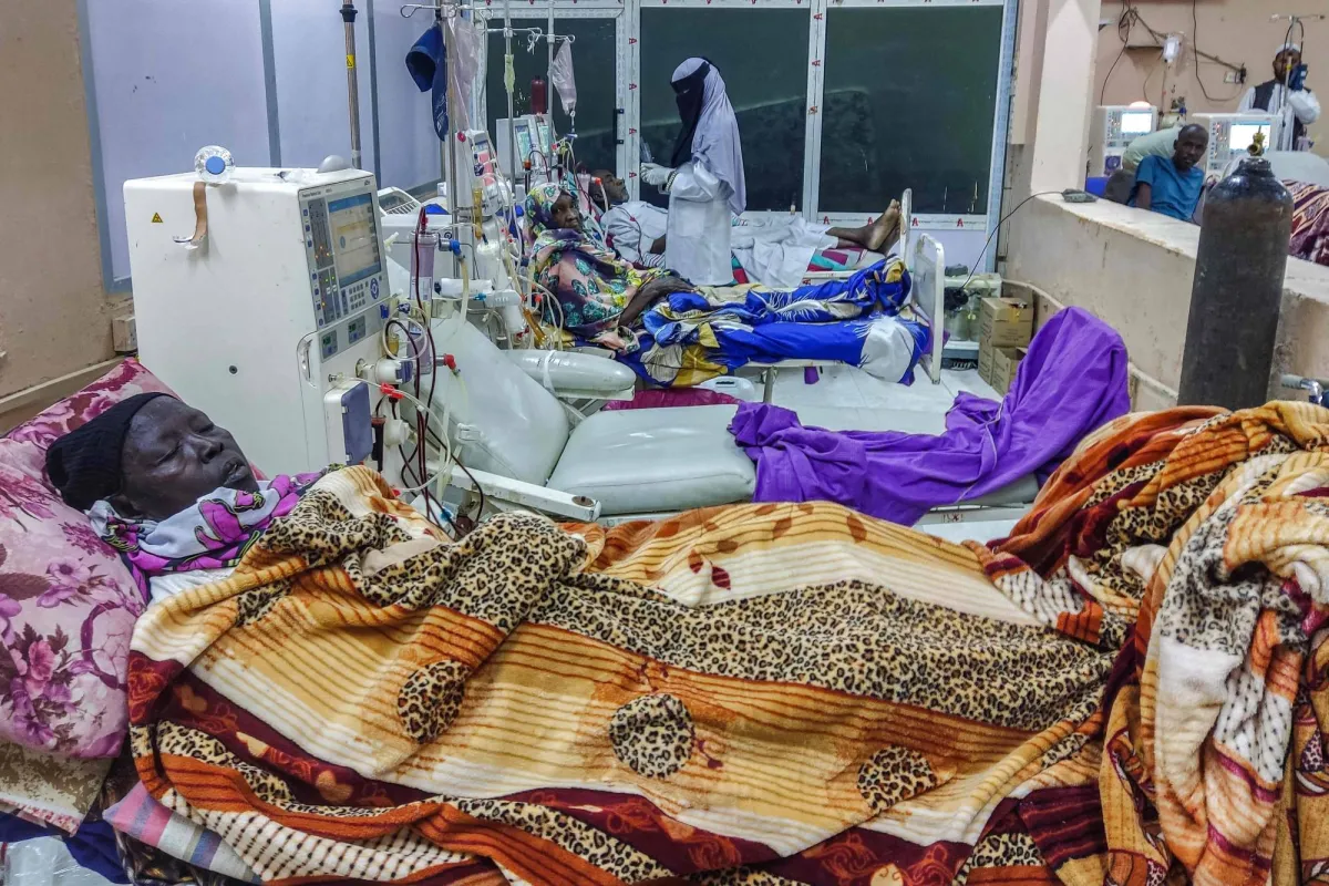 الحرب تعمّق مأساة مرضى الفشل الكلوي في السودان
تأخر الجلسات ونقص المستلزمات الطبية فاقما المعاناة لديهم