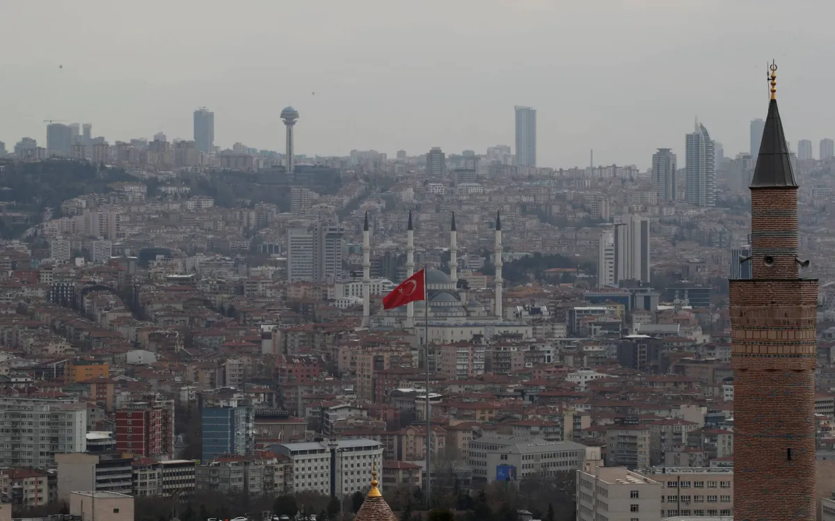 تركيا بدأت تدريب ودعم الجيش السوري