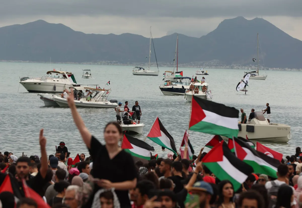 إيطاليا تطالب إسرائيل باحترام حقوق الإيطاليين في أسطول الحرية المتجه إلى غزة