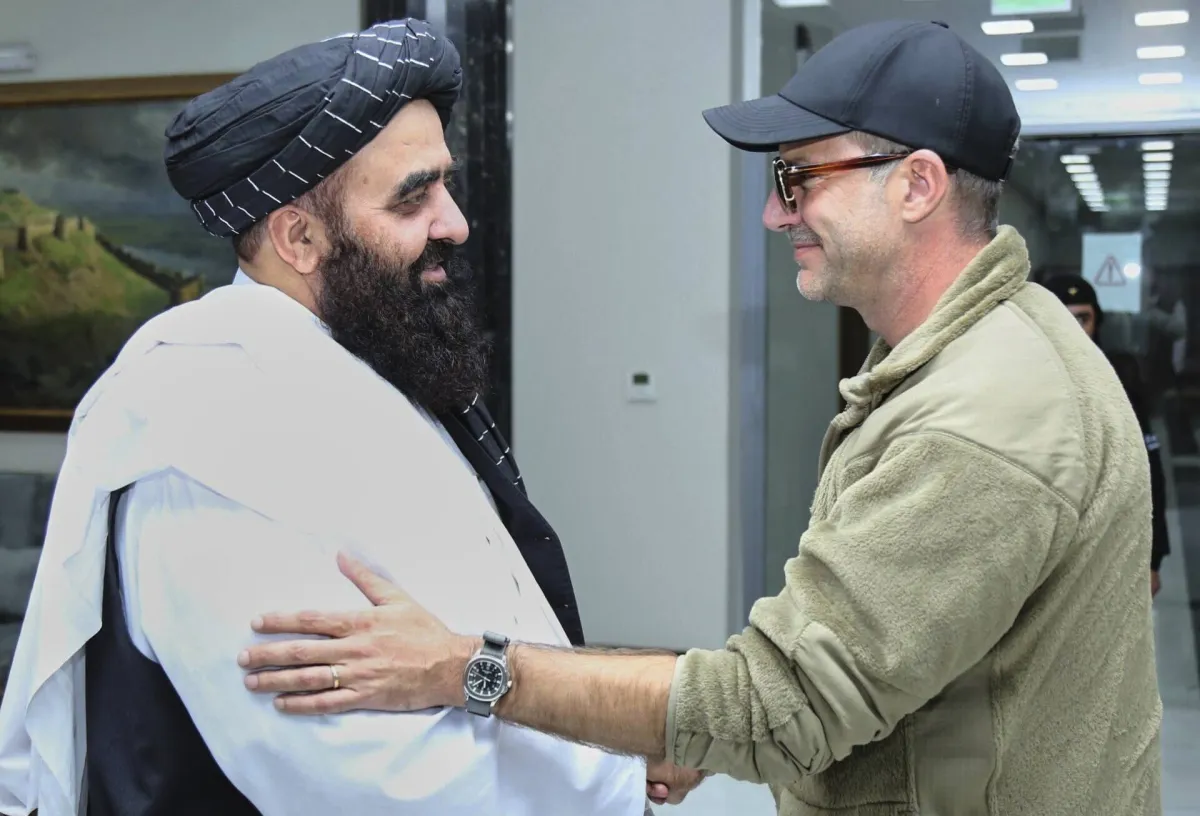 «طالبان»: ناقشنا مع إدارة ترمب تطبيع العلاقات بين أفغانستان وأميركا
مناقشات شاملة حول سُبل تطوير العلاقات الثنائية بين البلدين