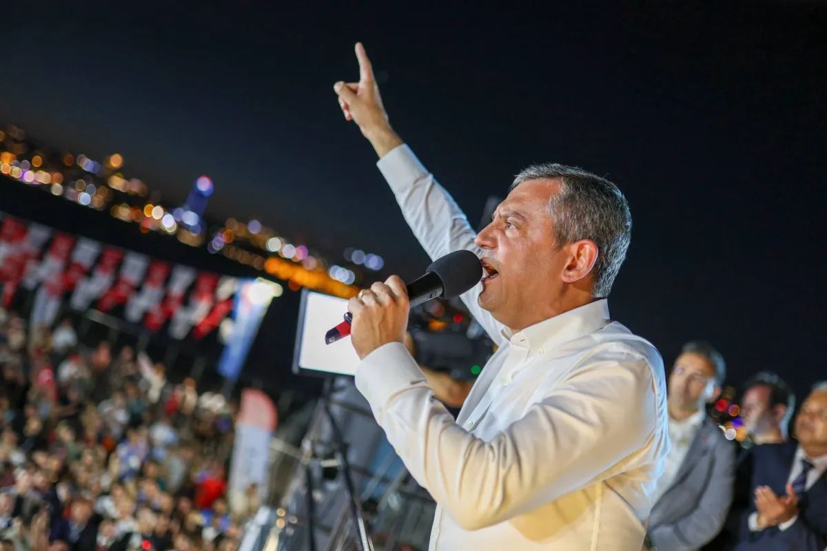 تركيا: زعيم المعارضة يواجه اختباراً قضائياً مصيرياً
«الشعب الجمهوري» لمؤتمر استثنائي... وخبراء يرصدون تراجع الديمقراطية