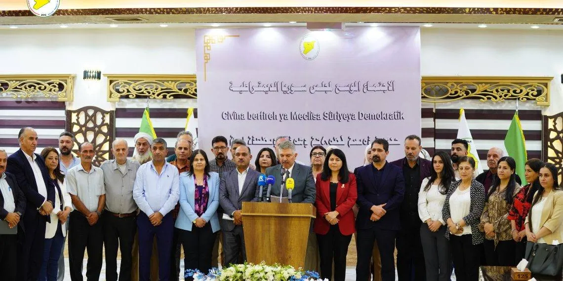 الإدارة الذاتية: أي مقاربة «واقعية للحل السوري» لا تتجاوز قرار «2254»
تشديد «مسد» على أن حل القضية الكردية يجب أن يكون دستورياً وعادلاً