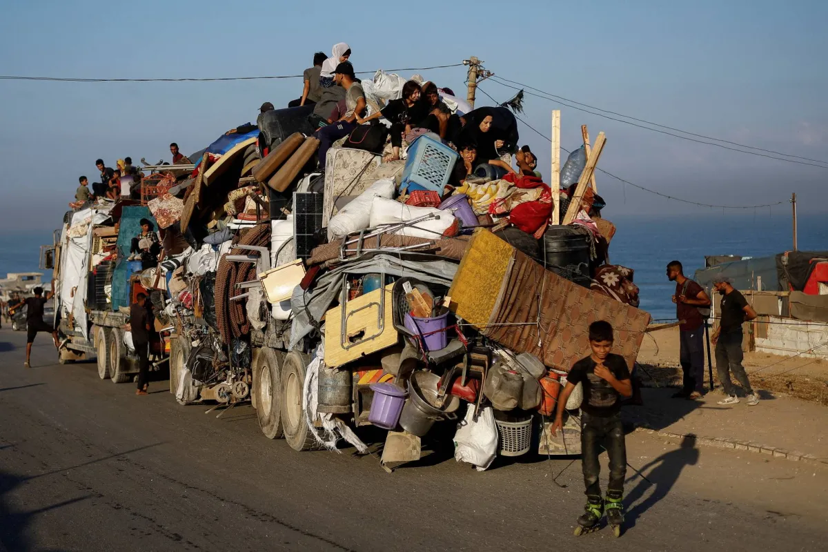 مصدر لـ«الشرق الأوسط»: الفاتيكان قد يتبنّى التقرير الأممي حول «الإبادة» في غزة
البابا حضّ المسيحيين على عدم الوقوف متفرجين أمام «الوضع الفظيع الذي يعيشه الفلسطينيون»