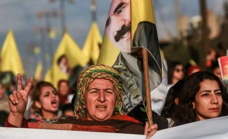 تركيا: مطالبة كردية لمجلس أوروبا بتحرك عاجل لإطلاق سراح أوجلان
نقاشات حادة تُخيّم على أعمال اللجنة البرلمانية لنزع أسلحة «الكردستاني»