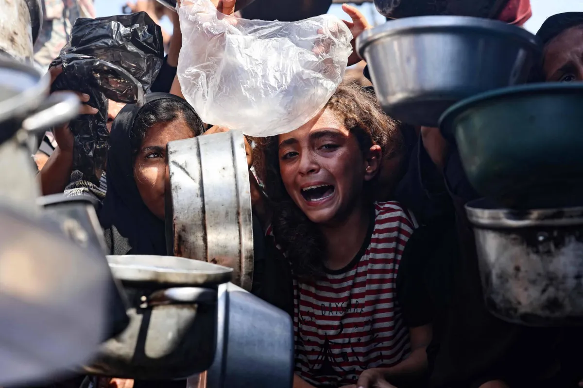 إسرائيل تهدد غزة بـ«قوة غير مسبوقة»
أعلنت إحباط «خلية صواريخ» بالضفة... وحملت على «السلطة»