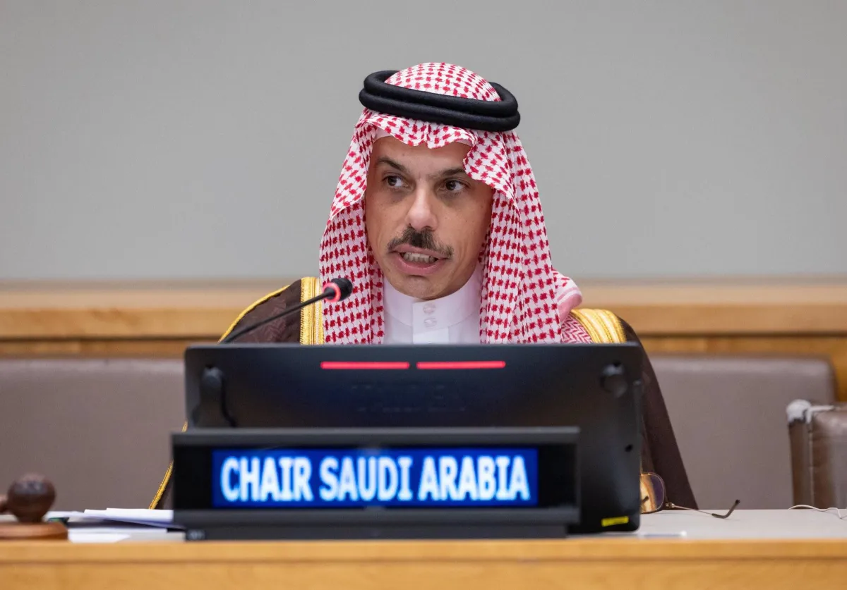 السعودية تؤكد التزامها بحماية الممرات البحرية في المنطقة
نظّمت جلسة حوارية عن «دبلوماسية المياه» على هامش «العمومية الأممية»