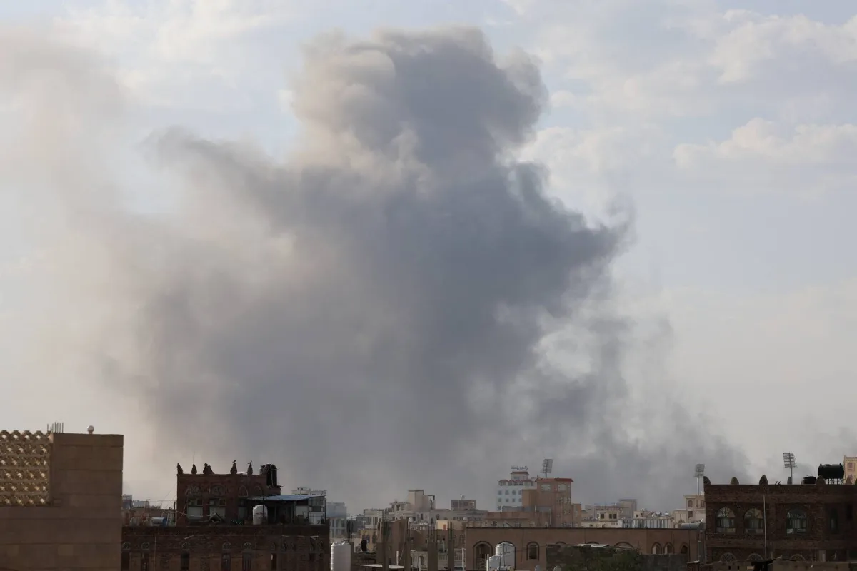 هجوم الحوثيين على إيلات يستدعي موجة الضربات الإسرائيلية الـ18
الغارات استهدفت مواقع عسكرية تابعة للجماعة