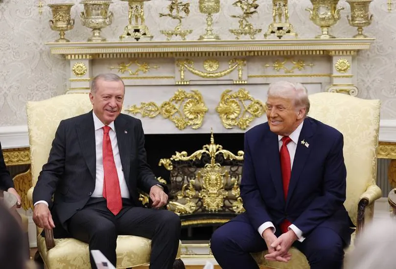 إردوغان: ترمب يرى ضرورةً لوقف إطلاق النار في غزة وتحقيق السلام الدائم
أكد أن ازدياد الاعتراف بالدولة الفلسطينية يضغط على إسرائيل
